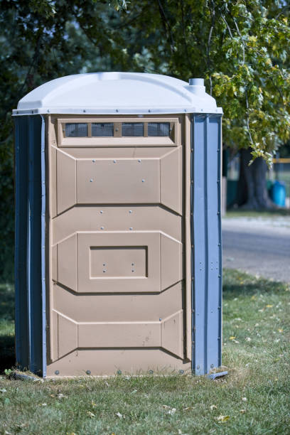 Best Portable restroom trailer rental  in Fanwood, NJ